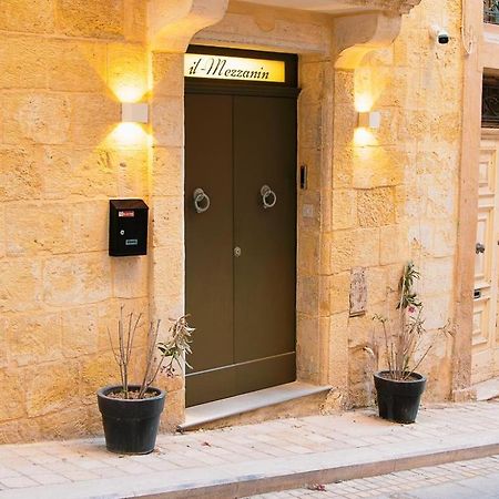 A Traditional Maltese Home In The Three Cities Vittoriosa Exterior foto